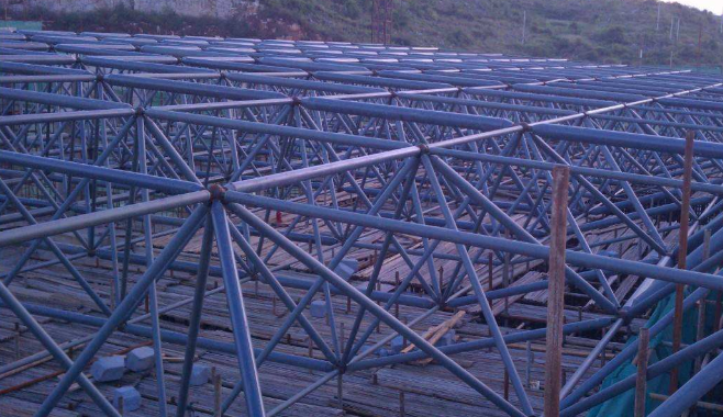 阜阳概述网架加工公司对网架保温隔热的办法